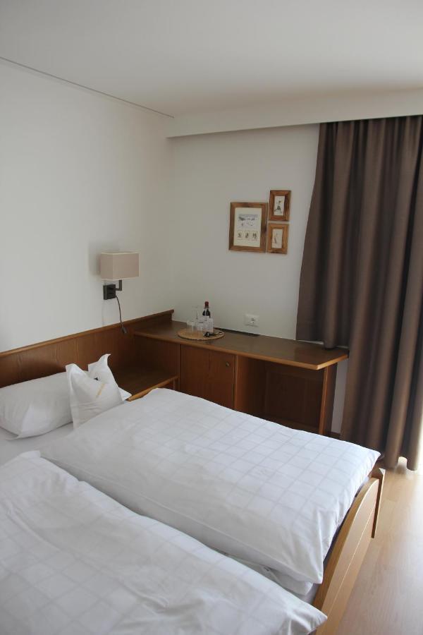 Garni Hotel Max Santa Cristina Val Gardena Екстер'єр фото